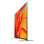 نمای کنار از تلویزیون سونی 55XR70 با طراحی مدرن و ریموت کنترل آن
